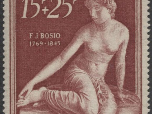 876
